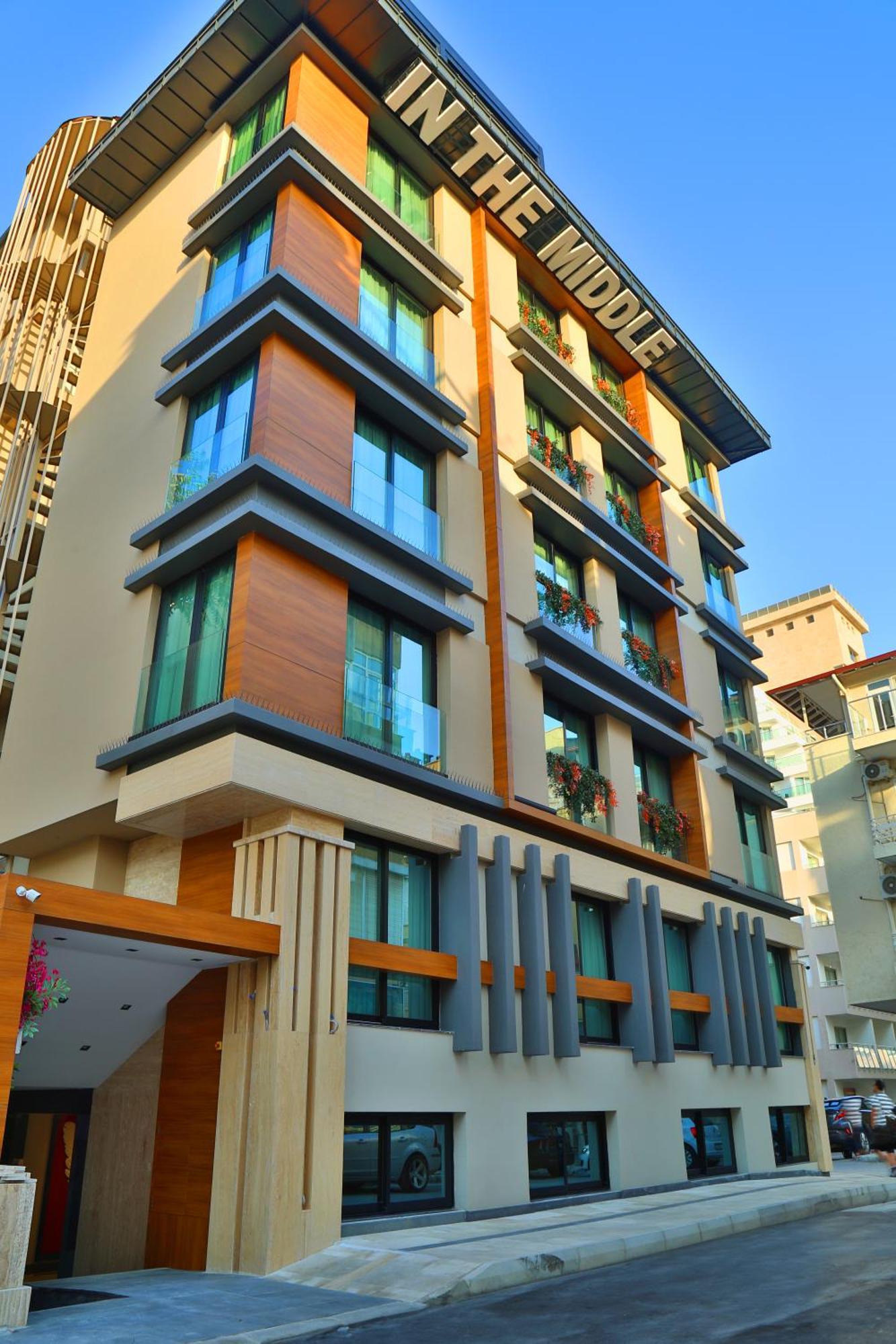 In The Middle Hotel Antália Exterior foto